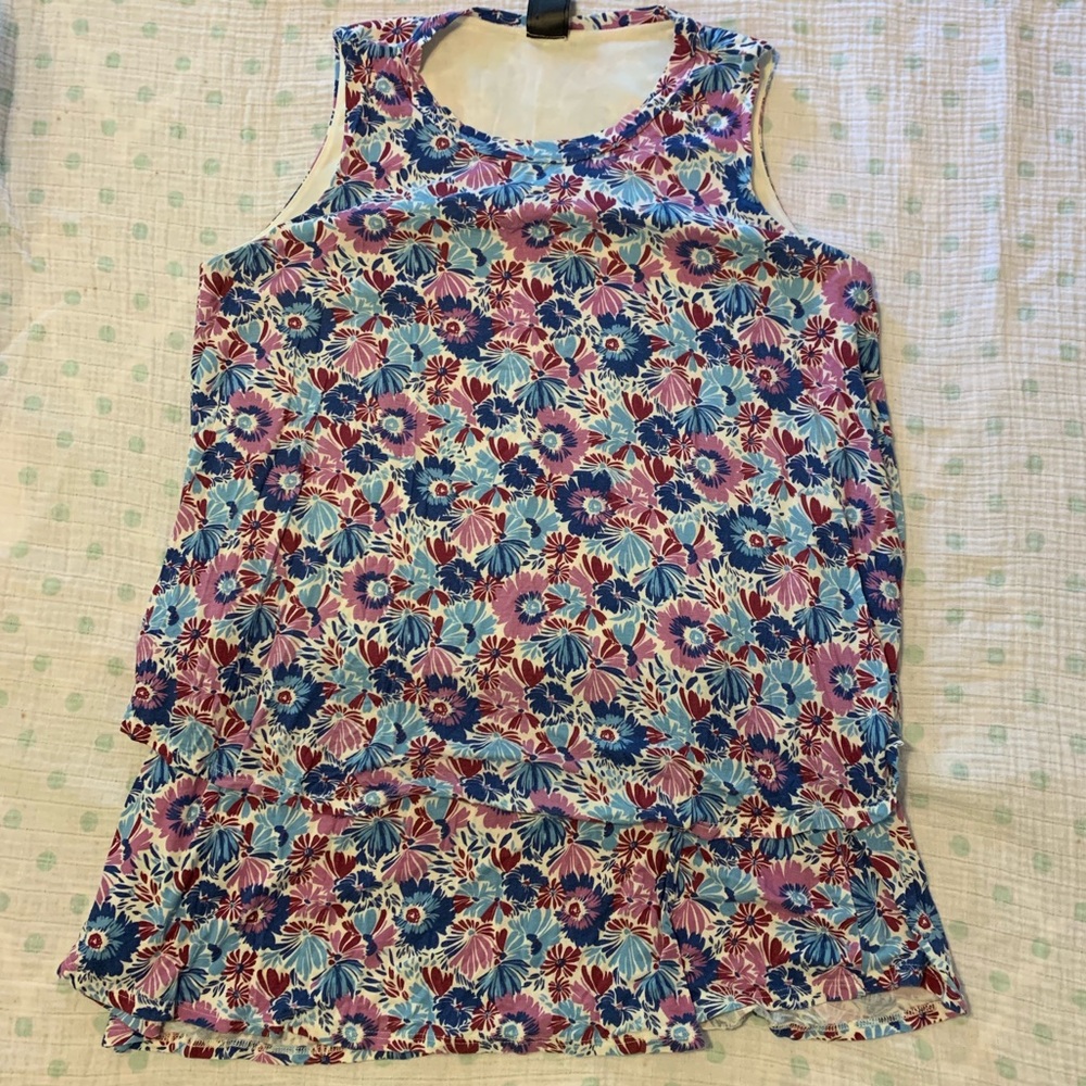 Agnes & Dora tiered tunic size XL